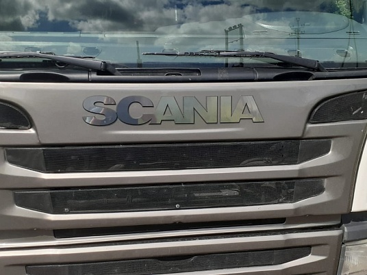 Эмблема Scania